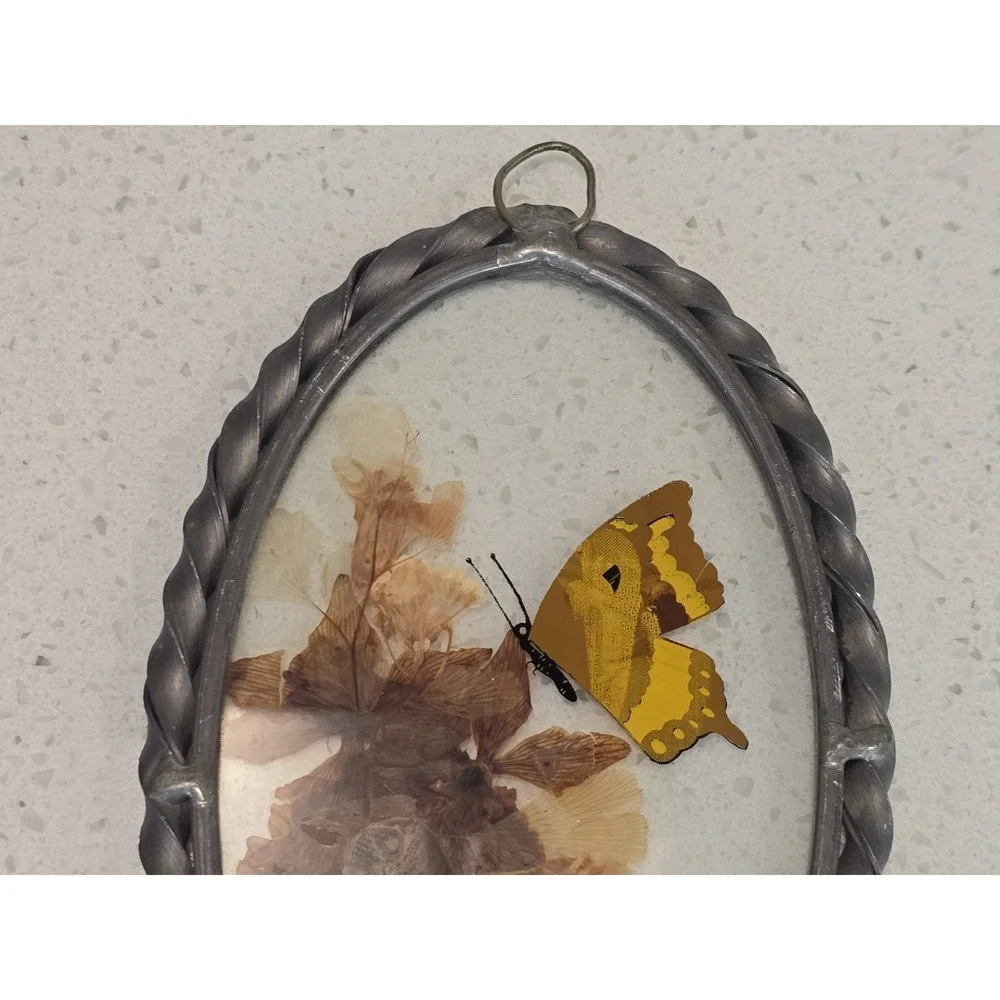 Vtg Lasting Impressions Butterfly In‎ Glass Framed Decor Handcrafted USA Pressed